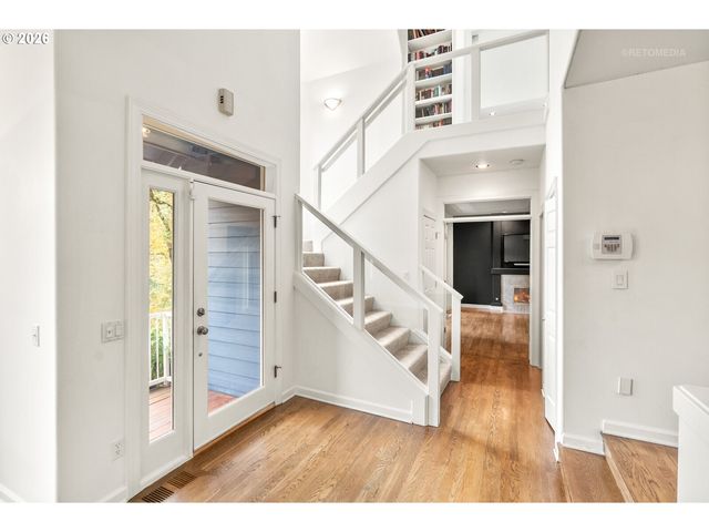 600 MAPLE St, Lake Oswego, OR 97034