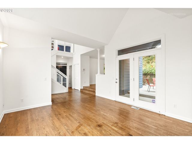 600 MAPLE St, Lake Oswego, OR 97034