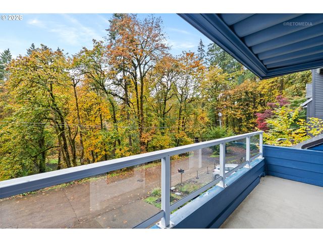 600 MAPLE St, Lake Oswego, OR 97034