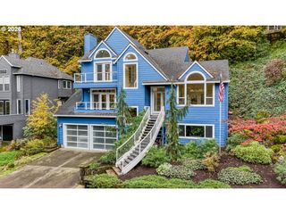600 MAPLE St, Lake Oswego, OR 97034