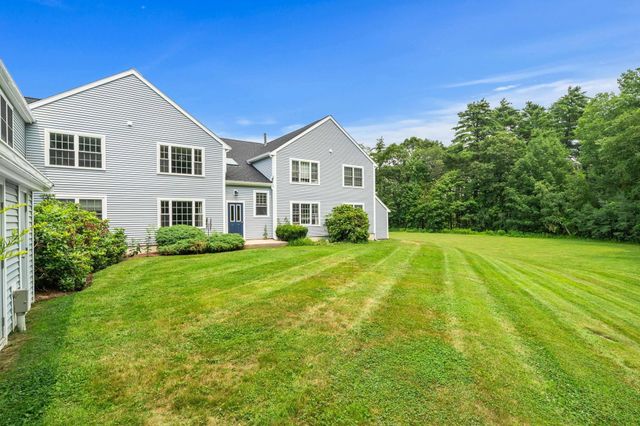 50 Brookside Dr Apt J7, Exeter, NH 03833