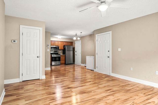 50 Brookside Dr Apt J7, Exeter, NH 03833