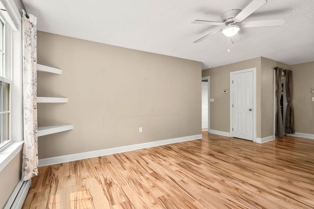 50 Brookside Dr Apt J7, Exeter, NH 03833