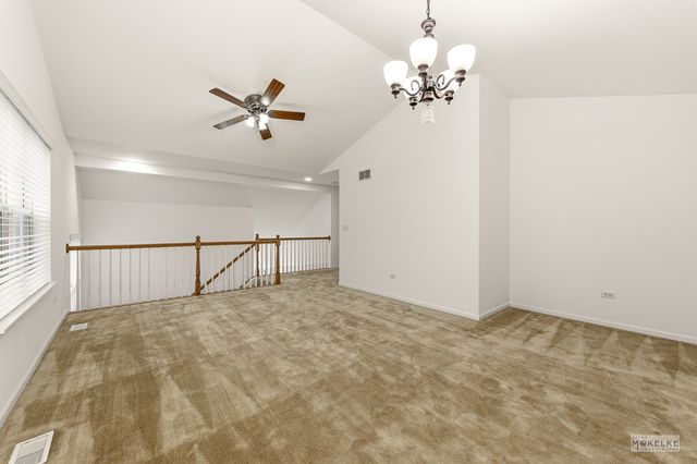 816 Colchester Drive, Oswego, IL 60543