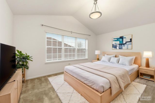 816 Colchester Drive, Oswego, IL 60543