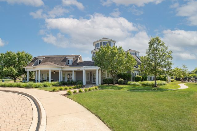 816 Colchester Drive, Oswego, IL 60543