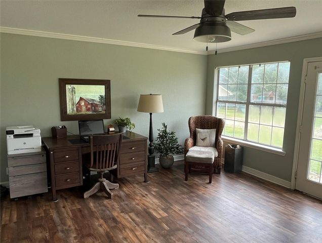 1015 Coy Road, Weimar, TX 78962