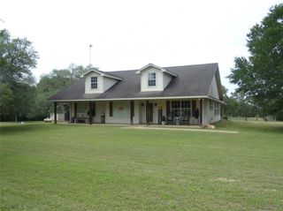 1015 Coy Road, Weimar, TX 78962