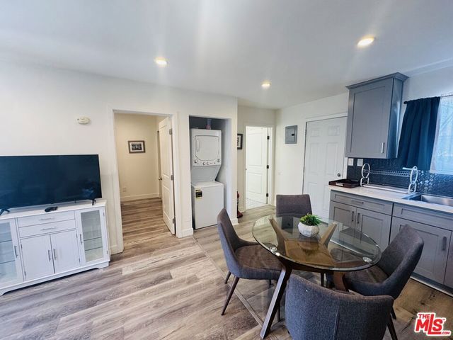 335 E 65th Street 337, Los Angeles, CA 90003