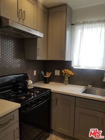 335 E 65th Street 337, Los Angeles, CA 90003