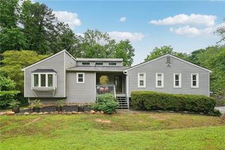 3087 Sanibel SW Drive, Stone Mountain, GA 30087