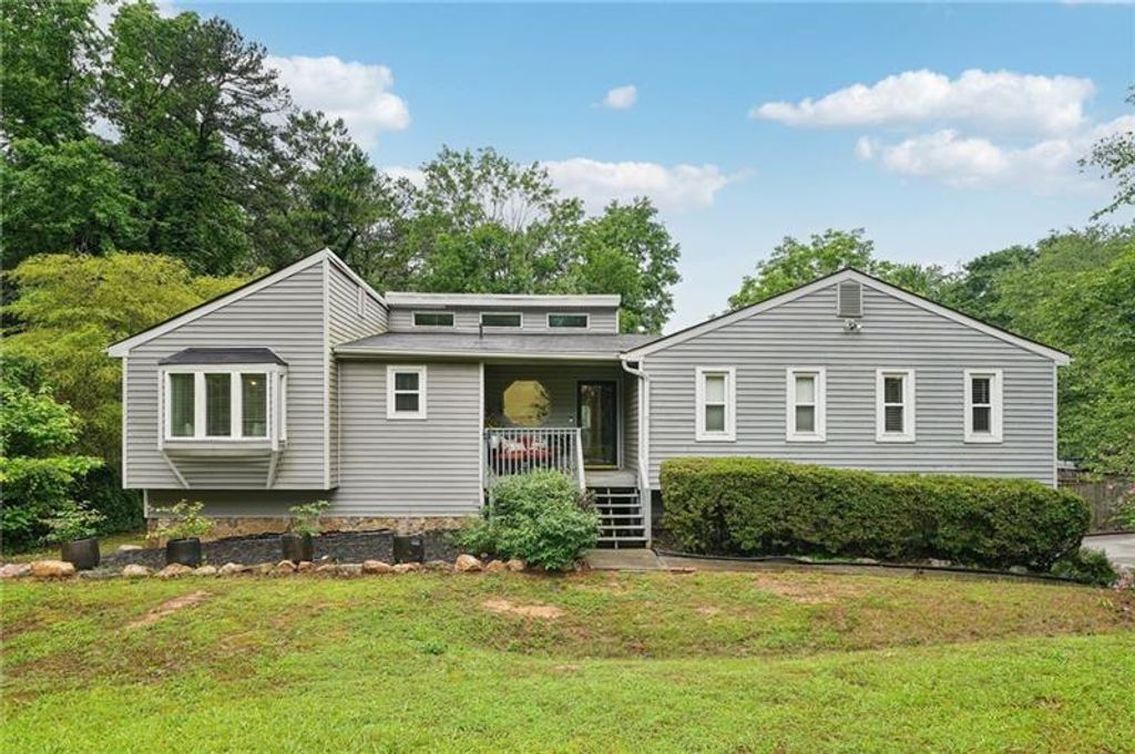 3087 Sanibel SW Drive, Stone Mountain, GA 30087