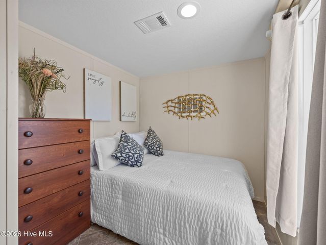 99 Dundee Trail, Holly Ridge, NC 28445