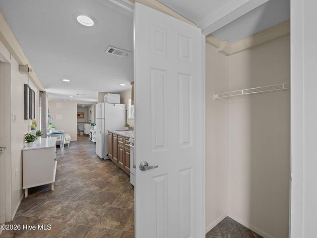 99 Dundee Trail, Holly Ridge, NC 28445