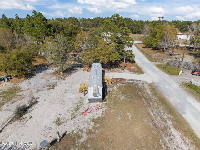 99 Dundee Trail, Holly Ridge, NC 28445