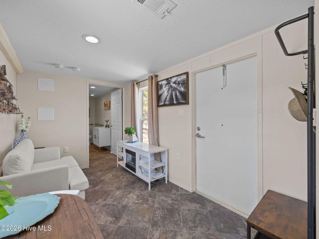 99 Dundee Trail, Holly Ridge, NC 28445