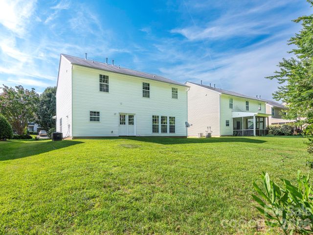 3926 Cameron Creek Drive, Matthews, NC 28105