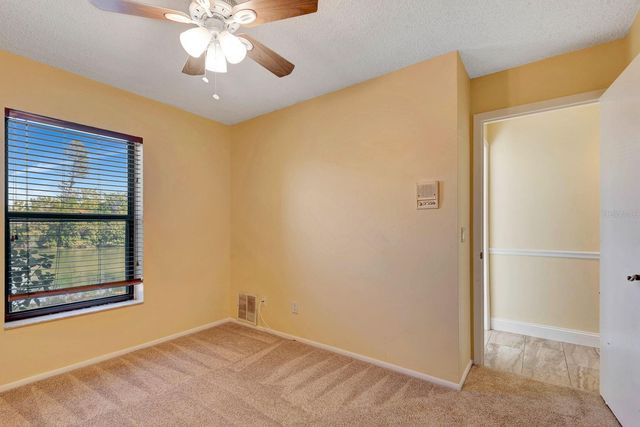 5017 80TH AVENUE CIRCLE E, Sarasota, FL 34243