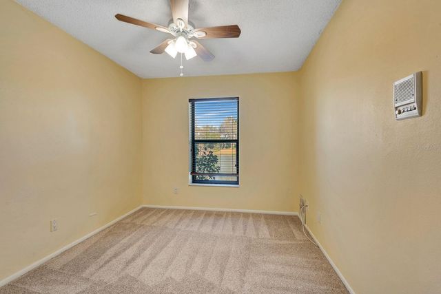 5017 80TH AVENUE CIRCLE E, Sarasota, FL 34243