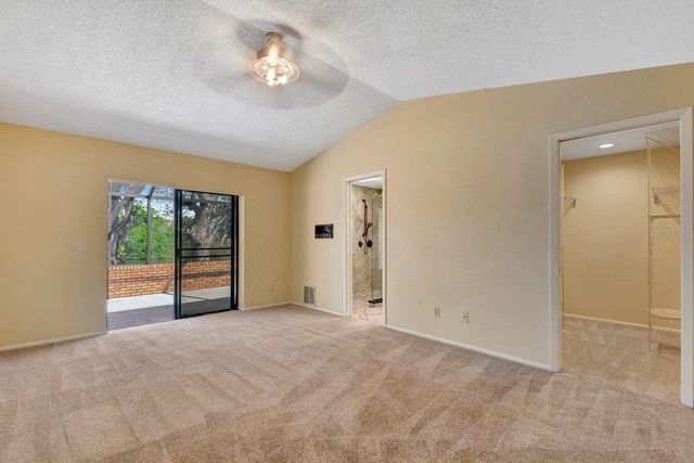 5017 80TH AVENUE CIRCLE E, Sarasota, FL 34243