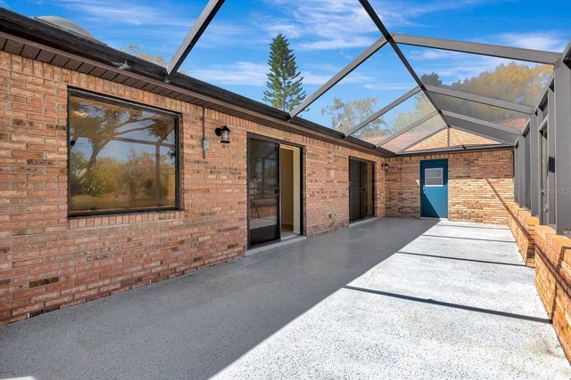 5017 80TH AVENUE CIRCLE E, Sarasota, FL 34243