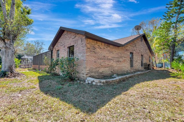 5017 80TH AVENUE CIRCLE E, Sarasota, FL 34243