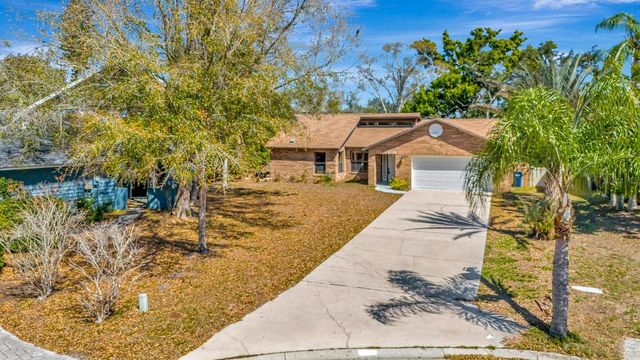 5017 80TH AVENUE CIRCLE E, Sarasota, FL 34243