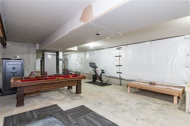 7026 Honeylocust Street, Tipp City, OH 45371