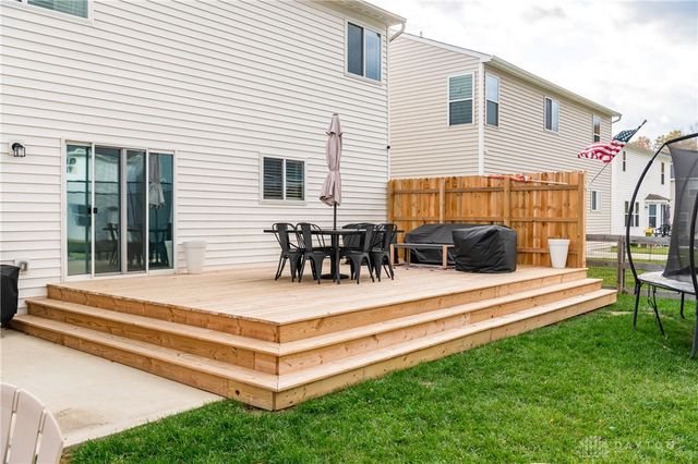 7026 Honeylocust Street, Tipp City, OH 45371