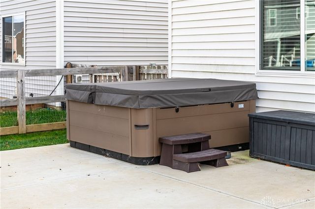 7026 Honeylocust Street, Tipp City, OH 45371