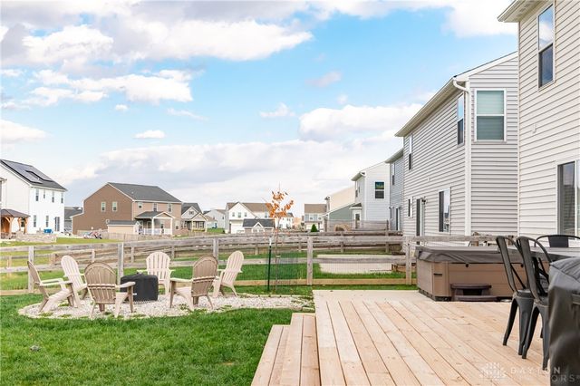 7026 Honeylocust Street, Tipp City, OH 45371