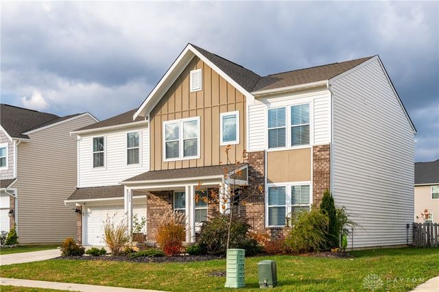 7026 Honeylocust Street, Tipp City, OH 45371