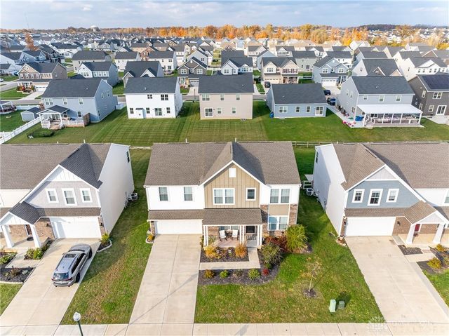 7026 Honeylocust Street, Tipp City, OH 45371