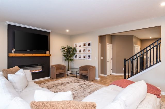 7026 Honeylocust Street, Tipp City, OH 45371