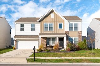 7026 Honeylocust Street, Tipp City, OH 45371