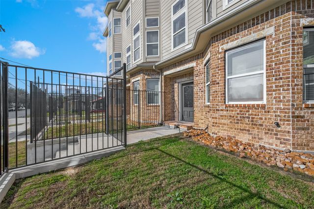 2020 Mcgowen Street O, Houston, TX 77004