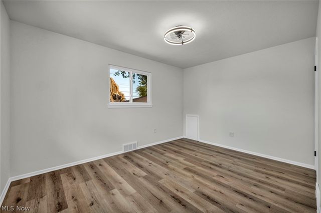 15424 Holland Road, Brook Park, OH 44142