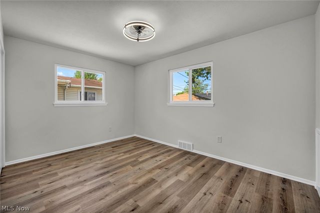 15424 Holland Road, Brook Park, OH 44142