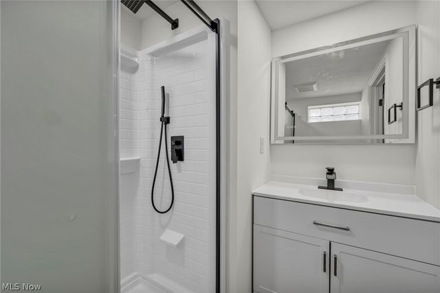 15424 Holland Road, Brook Park, OH 44142