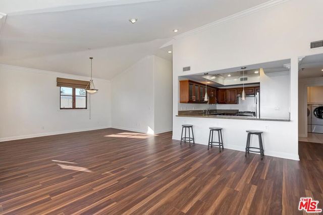 10617 Eastborne Avenue PH1, Los Angeles, CA 90024