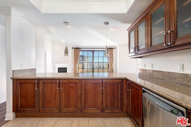 10617 Eastborne Avenue PH1, Los Angeles, CA 90024