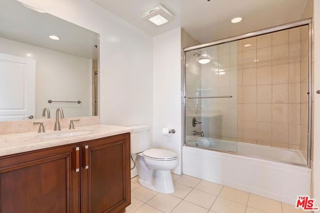 10617 Eastborne Avenue PH1, Los Angeles, CA 90024