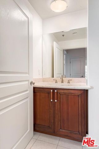 10617 Eastborne Avenue PH1, Los Angeles, CA 90024