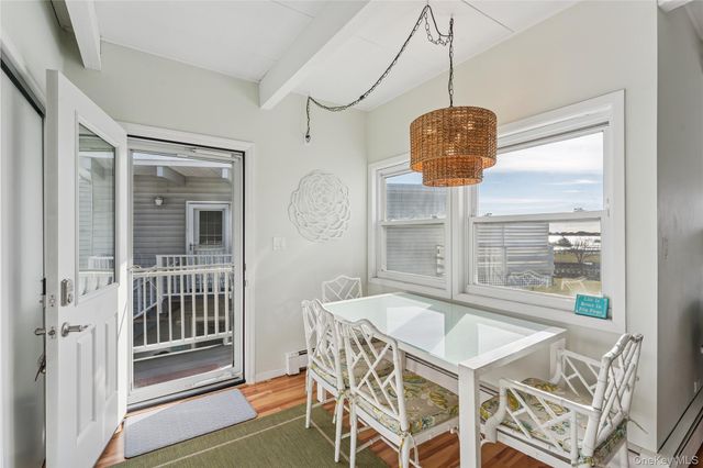 35 Library Avenue 3L, Westhampton Beach, NY 11978
