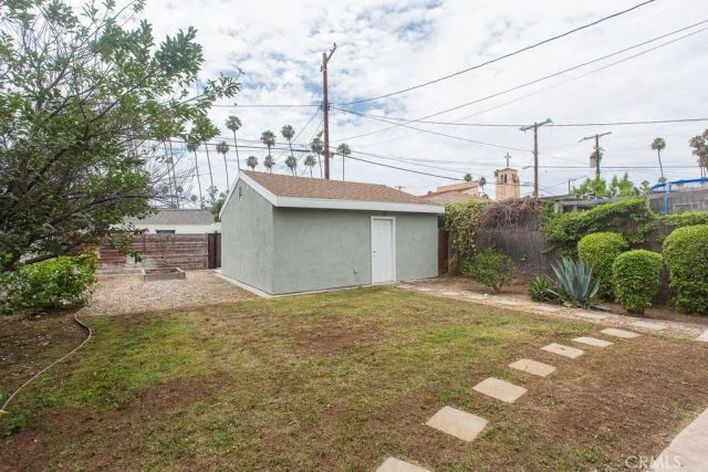 3429 2nd Avenue, Los Angeles, CA 90018