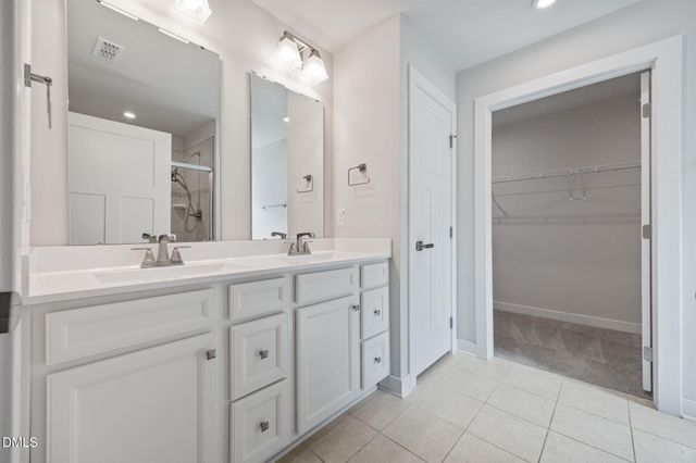 8722 Kenridge Lane, Fuquay Varina, NC 27526