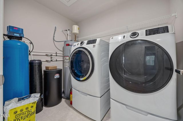 8722 Kenridge Lane, Fuquay Varina, NC 27526