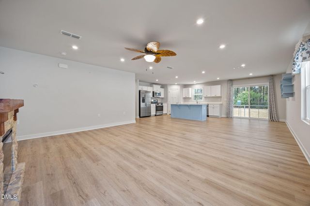 8722 Kenridge Lane, Fuquay Varina, NC 27526