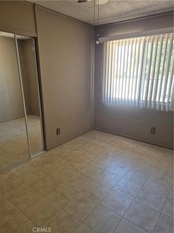 1925 Silver Oak Way, Hemet, CA 92545