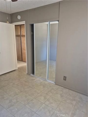 1925 Silver Oak Way, Hemet, CA 92545